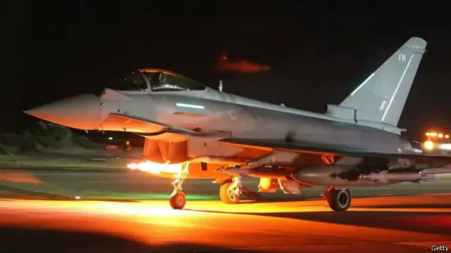 گذشتہ ہفتے برطانیہ بھی شام میں مشترکہ فضائی کارروائیوں کا حصہ بن گیا تھا