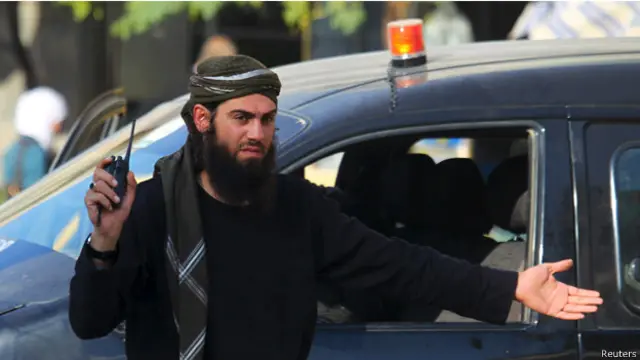 مسلح في "جيش الفتح" في ادلب