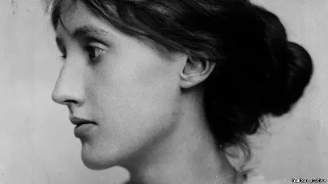 Virginia Woolf (25 Januari 1882–28 Maret 1941) merupakan penulis Inggris sekaligus salah-satu pencetus gerakan sastra modern pada awal abad 20.
