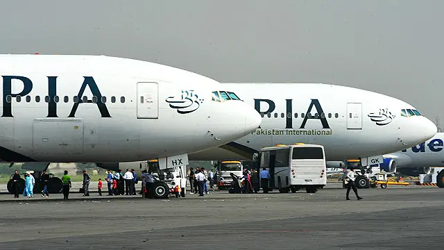 پی آئی اے کے طیارے