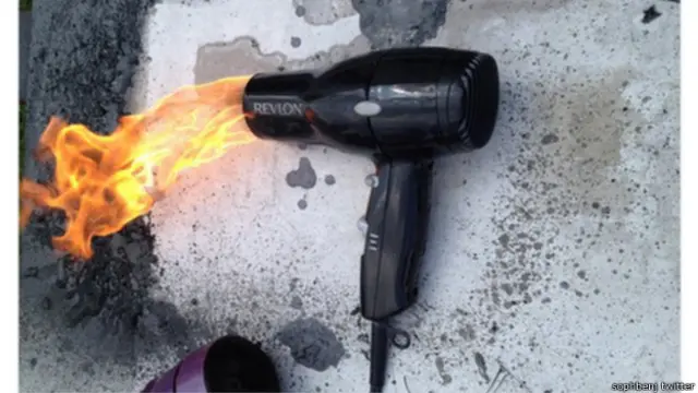 Secador de pelo en llamas