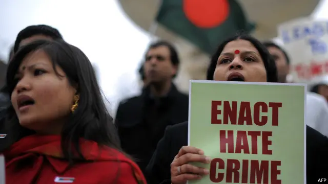 جولائی 2010 میں بنگلہ دیش میں مولانا ابو اعلیٰ مودودی کی تمام کتابیں ملکی مساجد کی لائبریریوں سے ہٹا دی گئیں