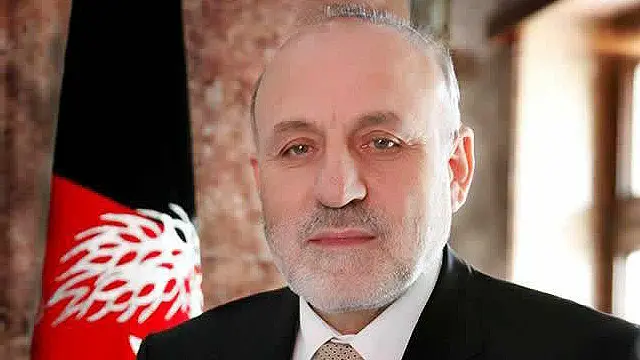 عمر داوودزی: مصلحتي حکومت یو کال، دوه کاله وي، نه دا چې ټول عمر.