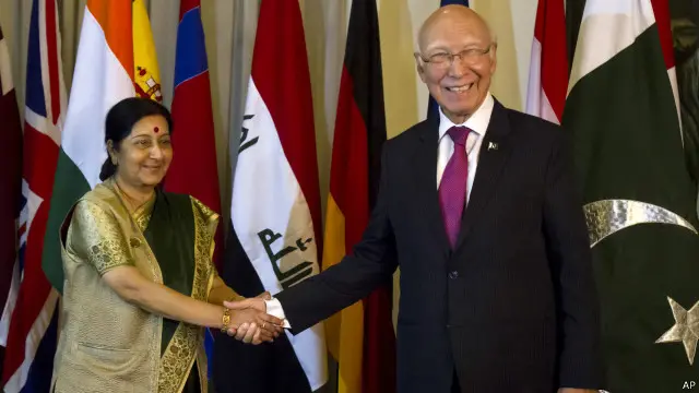 अफ़ग़ानिस्तान पर बैठक में हिस्सा लेने भारतीय विदेश मंत्री इस्लाबाद गईं