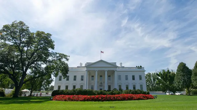 Способен ли искусственный разум управлять такой страной, как США? Иштван считает, что да