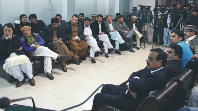 تقریب میں پشاور اور مردان سے تعلق رکھنے والے سینیئر صحافیوں اور عبدالولی خان یونیورسٹی کے طالب علموں نے شرکت کی