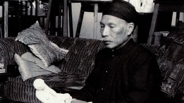 Trong thời gian lưu đày, vua Hàm Nghi trở thành một nghệ sỹ