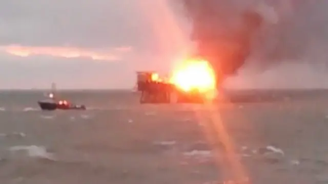 Belə bir ehtimal da var ki, neftçilər evakuasiya olunmamalı idilər