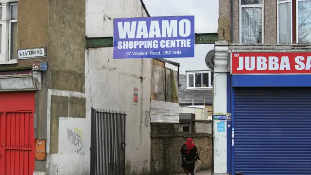 Les étals et petites boutiques qui forment le marché de Waamo étaient encore très animés il y a quelques années