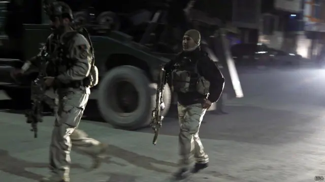 اطلاعات کے مطابق افغانستان اور سپین کے سکیورٹی اہلکار دونوں موقعے پر موجود ہیں