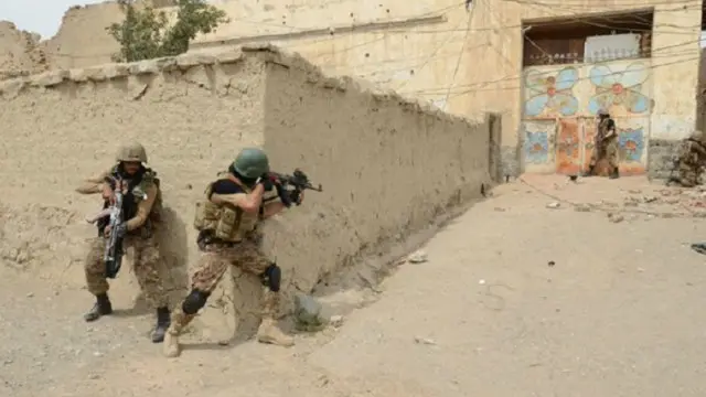 خفیہ اطلاعات پر ملنے والے آپریشنز میں 183 اہم دہشت گردوں کی ہلاکت کا دعویٰ کیا گیا ہے