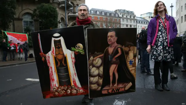 ریلی کا آغاز بی بی سی لندن کے دفاتر کے باہر سے ہوا اور یہ وسطی لندن کے مخلتف راستوں سے ہوتے ہوئے برطانوی وزیرِ اعظم کی رہائشگاہ پہنچ کر ختم ہوئی۔