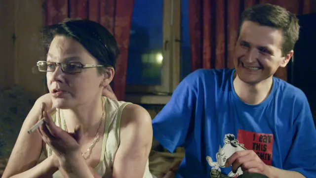 Кадр из фильма "Если слепит, открой глаза"