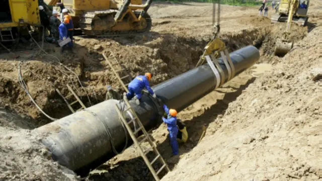 اقتصاد پوهان وايي دا پروژه د پاکستان، ترکمنستان او هندوستان لپاره هم ارزښت لري.