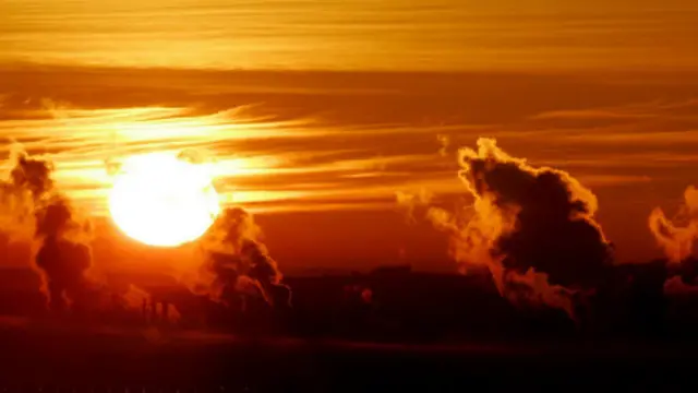 امریکہ، چین اور انڈیا کے لوگوں کو ماحولیاتی آلودگی کے سبب سمندر کی سطح میں اضافے، طوفانوں اور انتہائی سخت موسموں کا سامنا ہوسکتا ہے