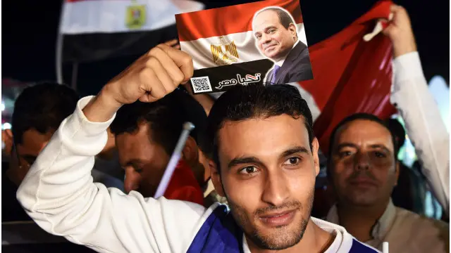 يقر السيسي بأن الفساد مشكلة في مصر ويتعهد دائما بمكافحته.