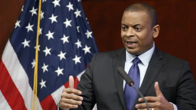 Энтони Фокс