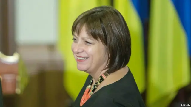 Наталью Яресько, которая родилась в США в семье украинских эмигрантов, называют вероятным преемником Арсения Яценюка