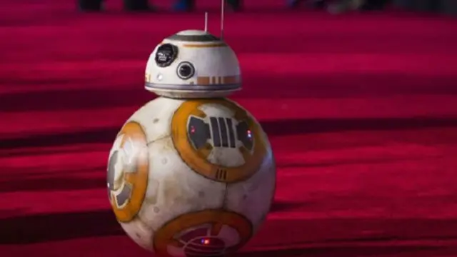 مشہور روبوٹ ’بی بی ایٹ‘ کے بغیر ورلڈ پریمیئر کیسے منعقد کیا جا سکتا تھا؟