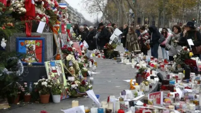 နိုဝင်ဘာ ၁၃ ရက် ပဲရစ် တိုက်ခိုက်မှုကြောင့် လူ ၁၃၀ သေဆုံးခဲ့ရ။