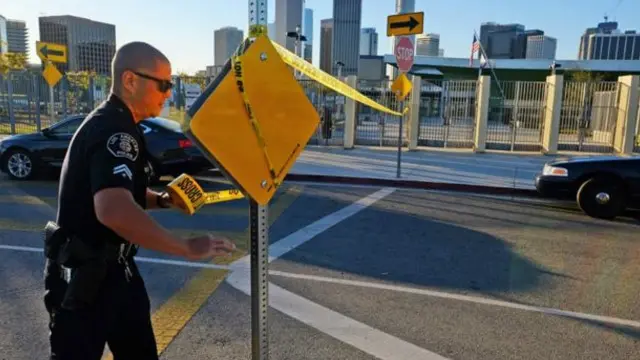 المدارس ستبقى مغلقة حتى تتأكد الشرطة من سلامتها