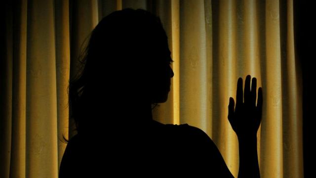 Data Komnas Perempuan pada 2013 lalu menunjukan setiap dua jam, tiga perempuan di Indonesia mengalami kekerasan seksual.