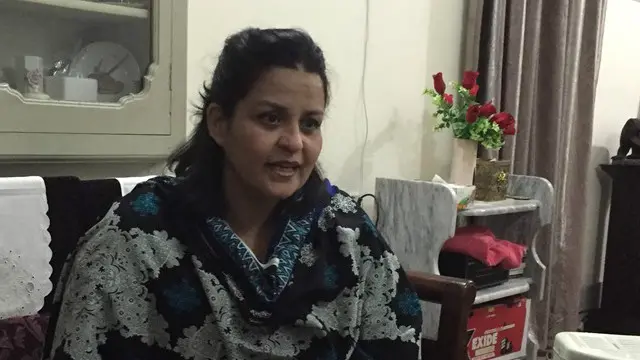 پرنسپل نے کہا کہ اس سال سکول انتظامیہ کو وقت سے پہلے داخلے بند کرنا پڑے کیونکہ نشستوں کی کمی اور منع کرنے کے باوجود بھی درخواستیں آتی رہیں ہیں