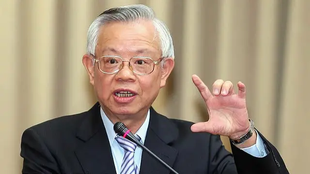 彭淮南表示，台湾经济目前的低谷状态到明年第二季就会结束。