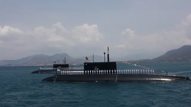 Việt Nam đã mua sáu tàu ngầm lớp Kilo của Nga