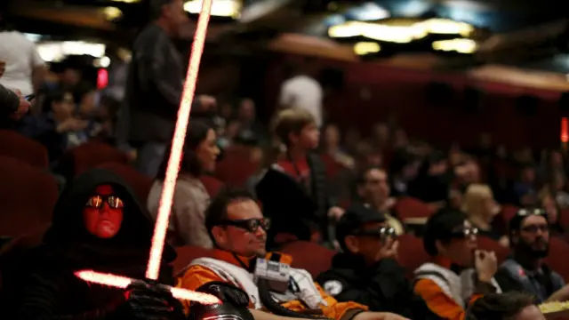 Film terbaru Star Wars berpotensi menjadi film terlaris sepanjang masa.