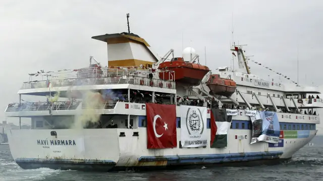 در جریان درگیری با کوماندوهای اسرائیل در کشتی ماوی مرمره ده فعال ترک کشته شدند