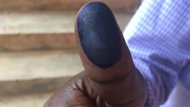 Abaturage batoresha igikumwe