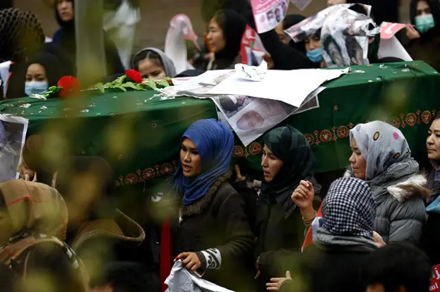 Похороны афганцев, казненных ИГ