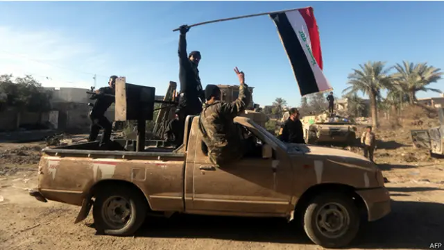 استردت القوات العراقية حي التأميم في الرمادي