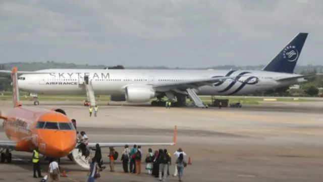 На борту "Боїнга 777" було 459 пасажирів