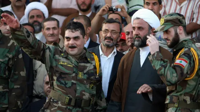 قنطار بعد از آزادی مثل یک "قهرمان ملی" در لبنان مورد استقبال قرار گرفت