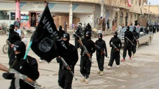 دولتِ اسلامیہ نے عراق اور شام کے کئی علاقوں پر قبضہ کر رکھا ہے اور افغانستان میں بھی سرگرم ہے