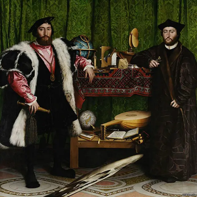 The Ambassadors (1533) karya Hans Holbein the Younger merupakan contoh yang bagus dari penggunaan karpet sebagai simbol status di dalam lukisan (Wikipedia).