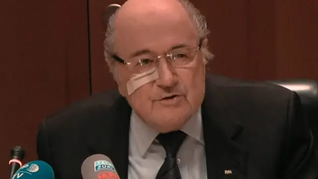 سيب بلاتر وعد بالدفاع عن نفسه من أجل فيفا