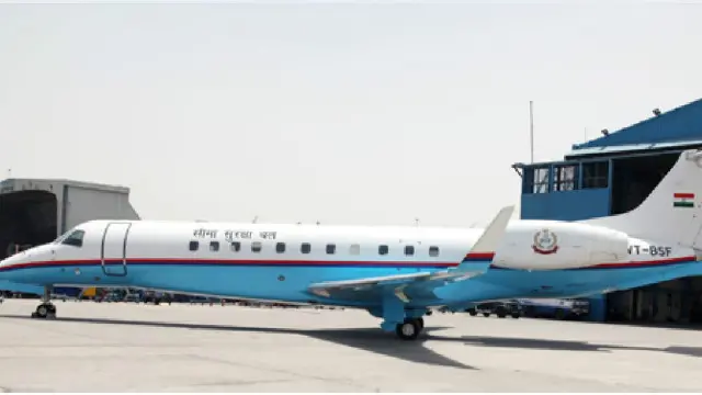 بی ایس ایف کے ترجمان کے مطابق طیارے میں بی ایس ایف کے تکنیکی اہلکار سوار تھے