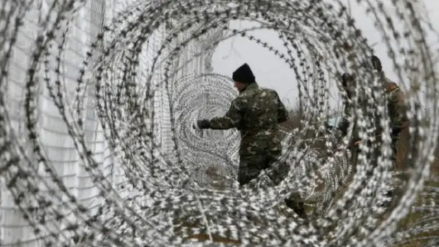 بعض الدول الأوروبية أحاطت حدودها بسياجات لمنع المهاجرين من العبور