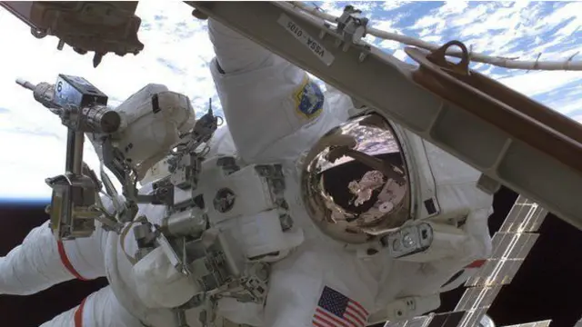 Выход в открытый космос