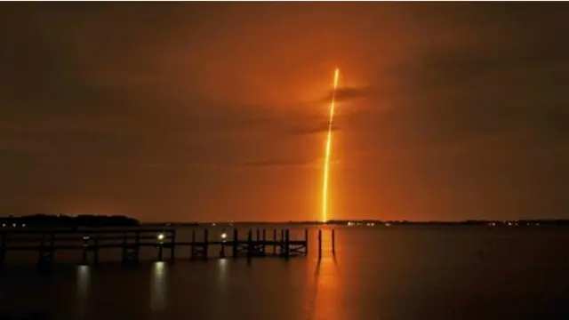 مرحله دوم راکت در ارتفاع تقریبا ۲۰۰ کیلومتری جدا شد