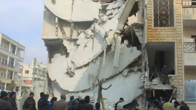 Amnistía acusa a Rusia de atacar a la población civil.