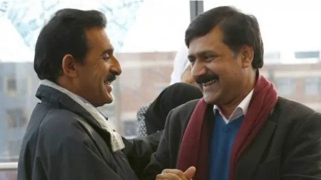 ملاقات کے دوران ضیاالدین یوسف زئی اور رکان عربی مترجم کی مدد سے محو گفتگو رہے