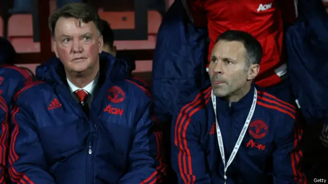 Ryan Giggs juga disebut-sebut sebagai kandidat potensial untuk menggantikan Van Gaal.