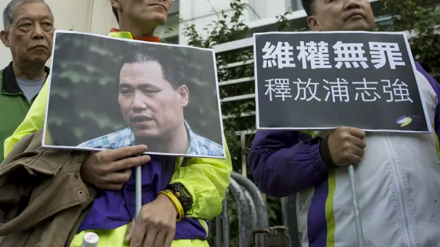 حقوقِ انسانی کے لیے سرگرم تنظیمیں اور مغربی ممالک چین پر الزام لگاتے ہیں کہ وہ ان قوانین کو داخلی سطح پر حکومت مخالف آواز دبانے کے لیے استعمال کر رہا ہے