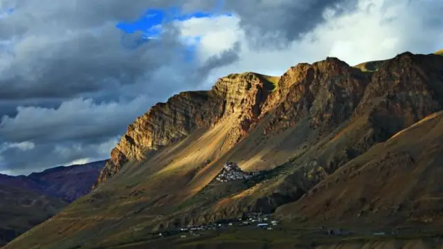 思比堤眾多藏傳佛教寺廟之一的基伊古佛寺。（圖片來源：Neelima Vallangi）