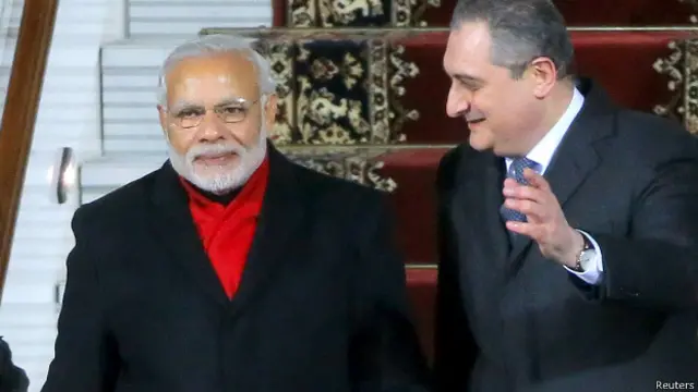 नरेंद्र मोदी