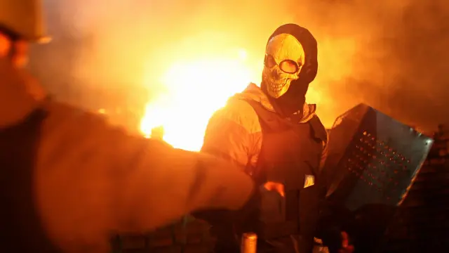  Кадр із фільму "Все палає"